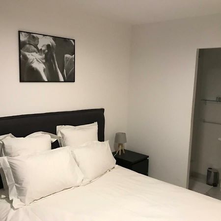 Appartements นีมส์ ภายนอก รูปภาพ