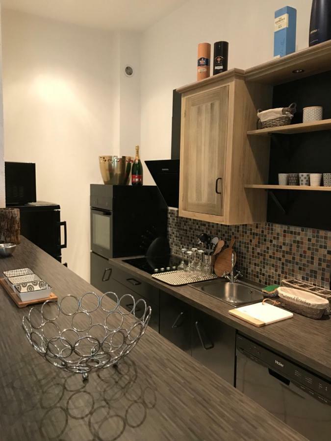 Appartements นีมส์ ภายนอก รูปภาพ